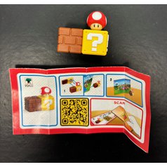 KINDER JOY 2025, MARIO, HRAČKA , ČERVENÁ HOUBIČKA + ZEĎ , VQ422
