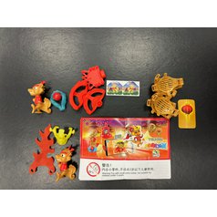 SADA FIGUREK Z KINDER JOY, ČÍNA ,ROK DRAKA, 4 HRAČKY