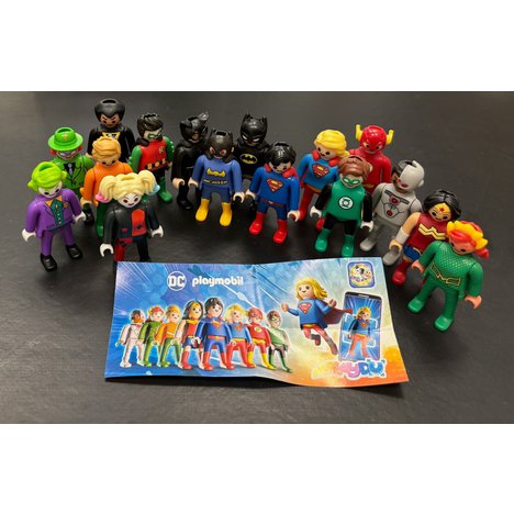 novinka-sada-dc-playmobil-kinder-srpen-2025-16-figurek-16-papirku-236760399.jpeg