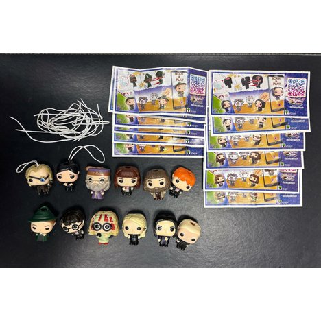 sada-harry-potter-1-kinder-joy-12figurek-12-snurek-12-papirku-291175723